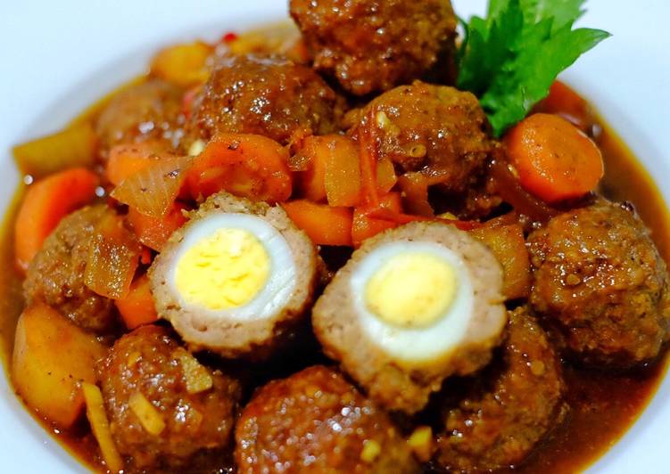 Semur Bola2 Daging isi telur Puyuh