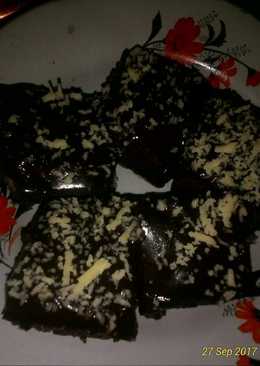 Brownis kukus saus coklat