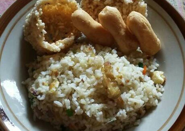 gambar untuk resep makanan 2. Nasi goreng jeruk purut (No MSG)