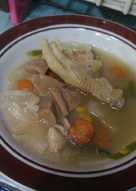 Sayur sop ayam bakso