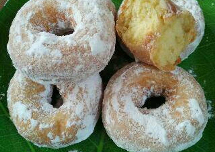 gambar untuk cara membuat Donat gula halus