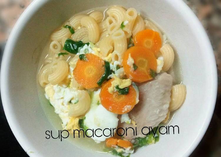 gambar untuk cara membuat Sup ayam macaroni