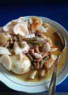 Lontong sayur padang