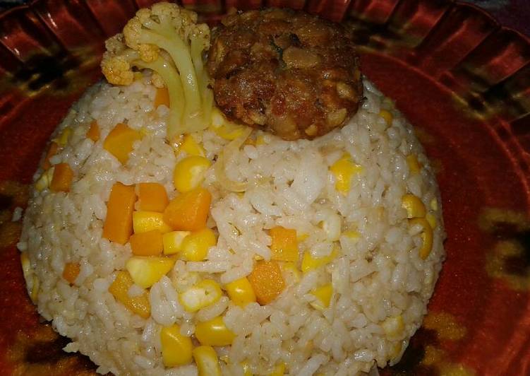 Resep Nasi Goreng Ala Resto - HeNiey Tyas