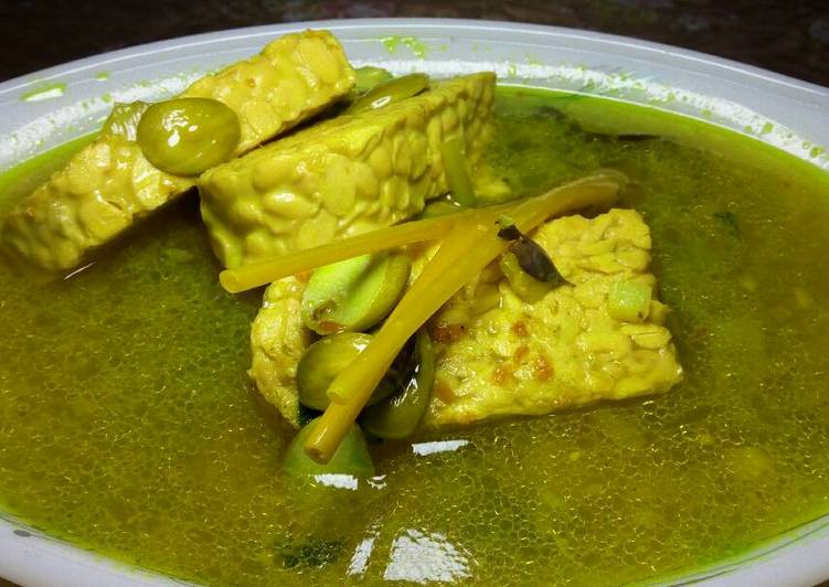Tempe Kuah Kuning Tempe Kuah Kuning