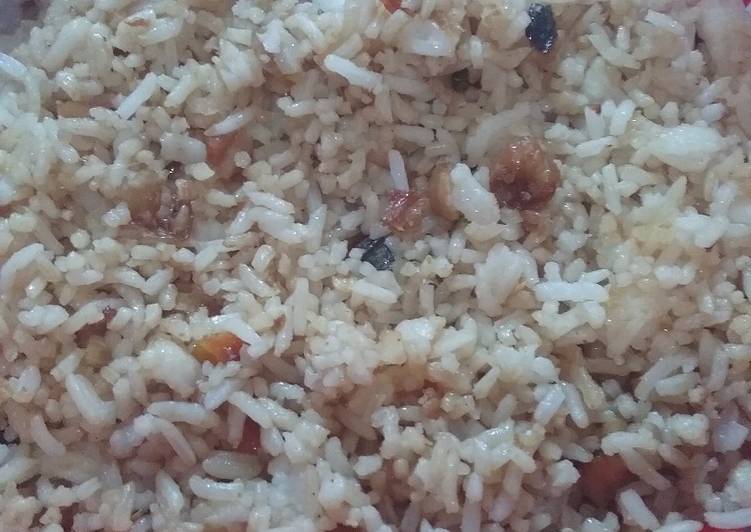 gambar untuk resep makanan Nasi goreng ikan asin terasi