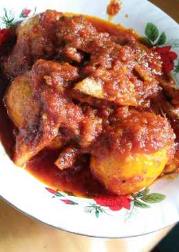 Sambel tomat ikan asin rebus campur telor bulat