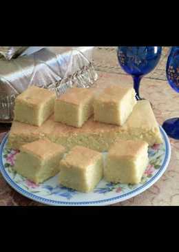 Bolu pisang (banana cake)