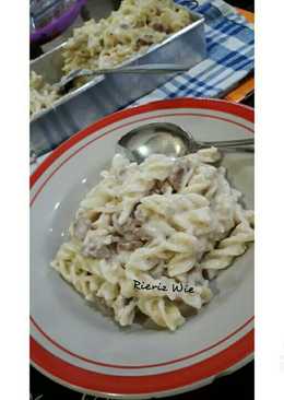 Fusili carbonara