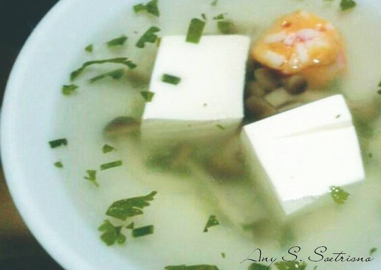 Resep Sup Jamur Tofu Karya Any S. Soetrisno