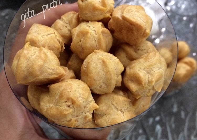 resep Soes Kering Keju aka Cheese Crispy Choux