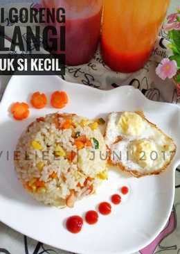 Nasi goreng pelangi untuk si kecil