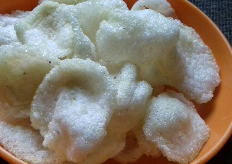 resep makanan Kerupuk Nasi Sisa