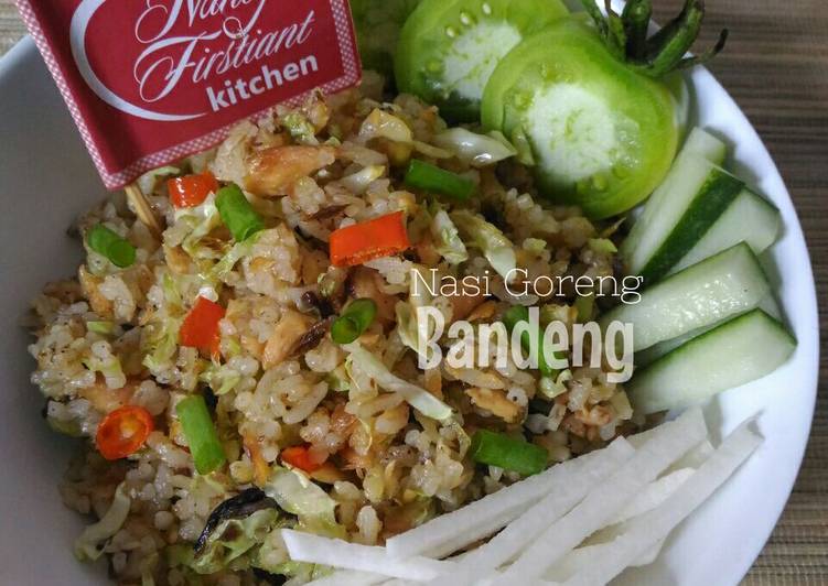 bahan dan cara membuat Nasgor Bandeng