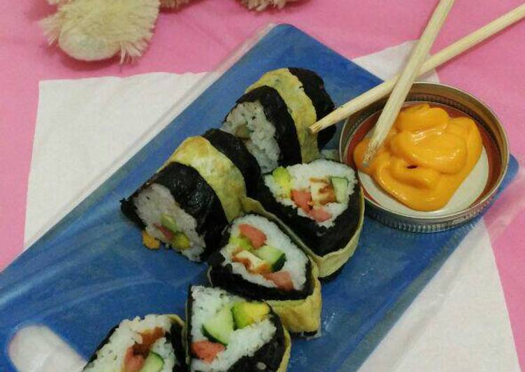 bahan dan cara membuat Avocado Sushi