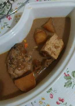 Semur Ayam feat. Kentang Tahu