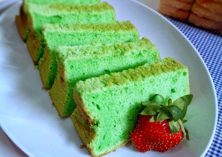 resep Chiffon Cake Pandan Tepung Beras (Gluten Free)