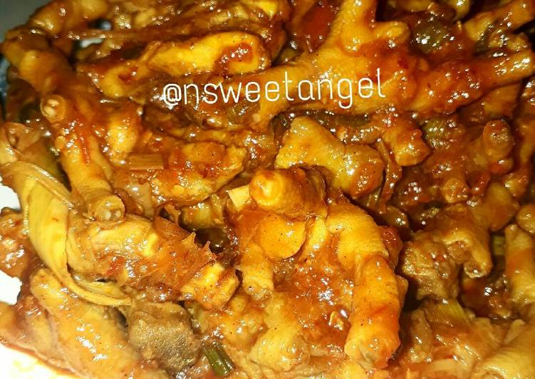 Resep Ceker pedas *cerdas* ceker balado pedas manis gahar By
nsweetangel pawon