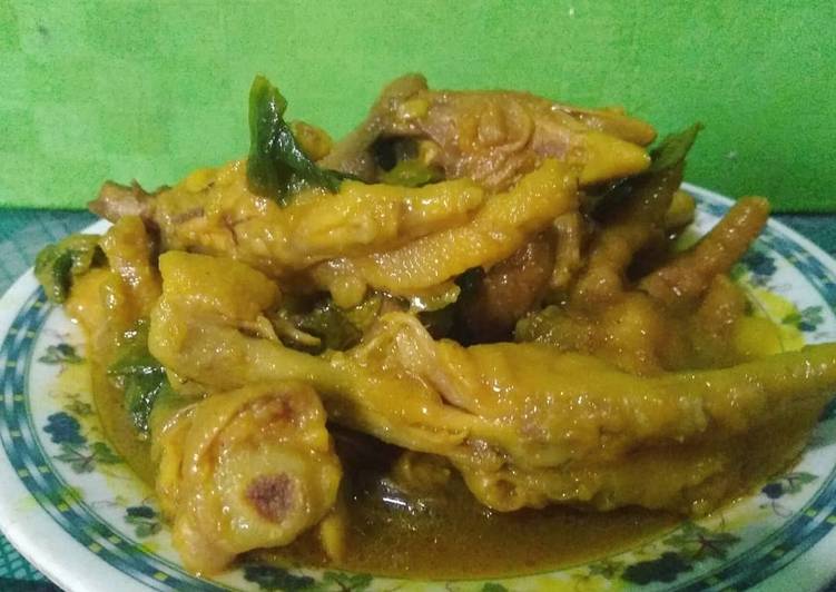 resep makanan Ceker kepala ayam bumbu mie ayam