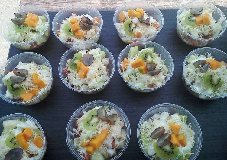 resep lengkap untuk Fruits salad ala dapur ceu dedew