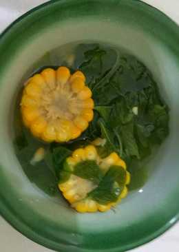 Sayur Bening Bayam dengan Jagung Manis