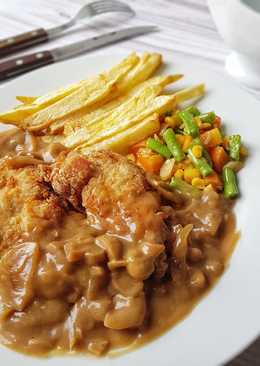 Chicken steak with mushroom sauce