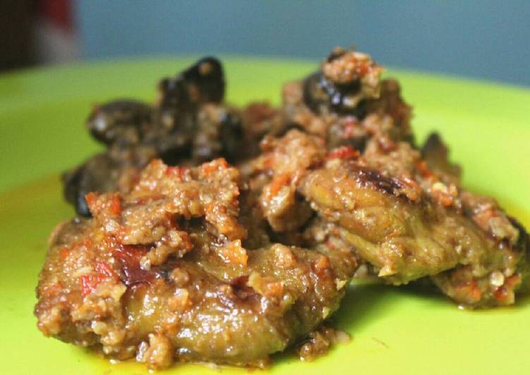 bahan dan cara membuat Ayam Bakar Iloni (khas Gorontalo)