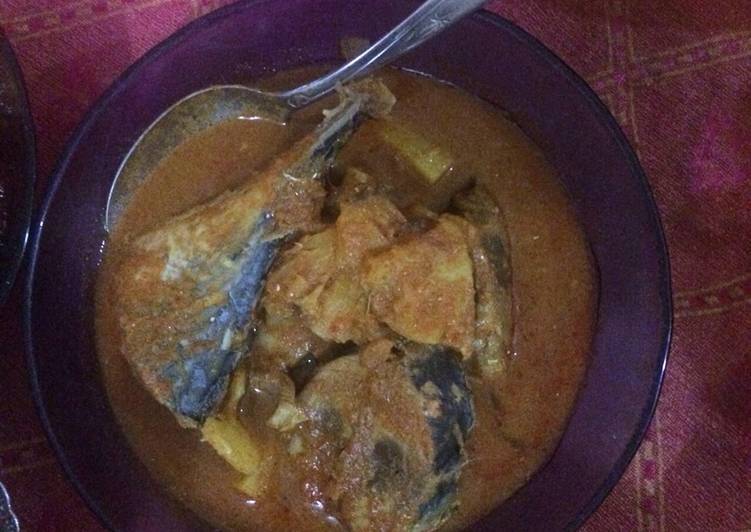 bahan dan cara membuat Gulai asam padeh ikan tongkol