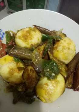 Telur bulet sambel terong
