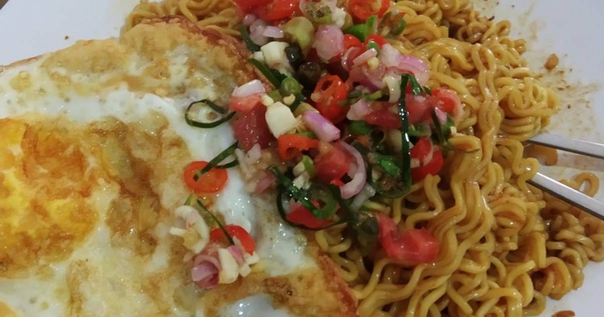  Resep  Indomie Sambal Matah oleh Tsamrotul Janah Cookpad