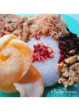 Nasi Uduk Komplit