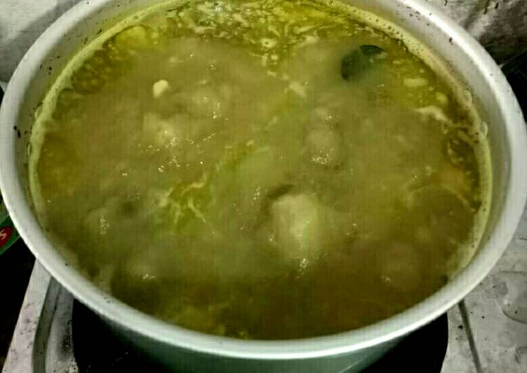 Kaldu Sapi Kacang Ijo