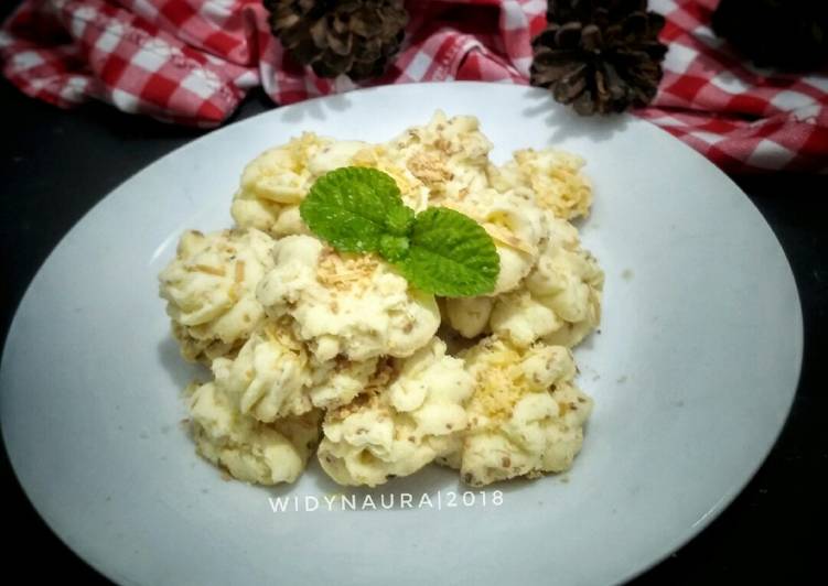 Resep Sagu keju ngeprul - Widynaura