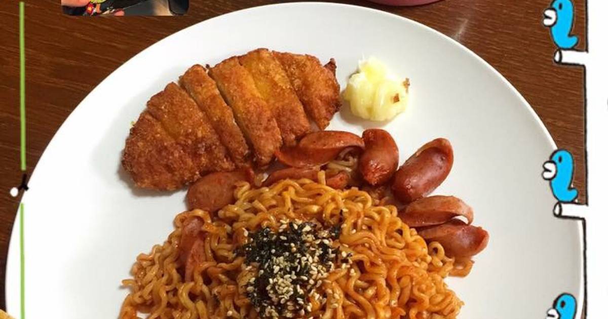  Resep  Buldak bokumyun samyang  spicy noodle oleh Jen 