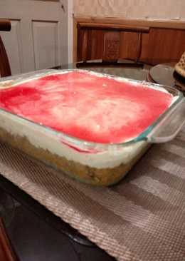 Strawberry cheesecake (no bake)