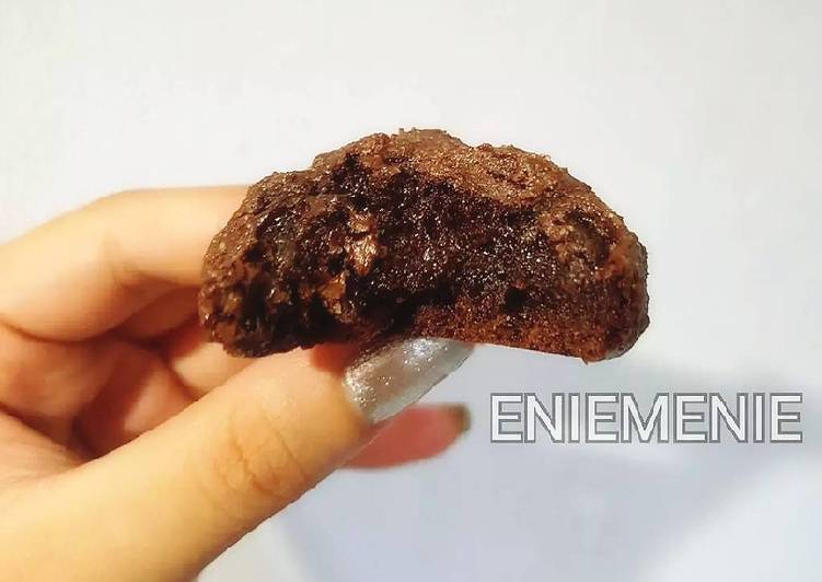 gambar untuk cara membuat Nutrijel Brownie Cookies | no mixer!