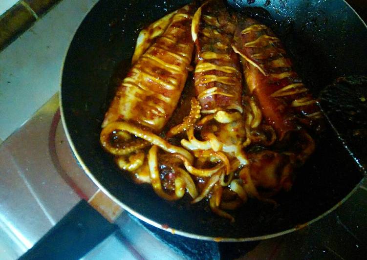 bahan dan cara membuat Cumi Bakar