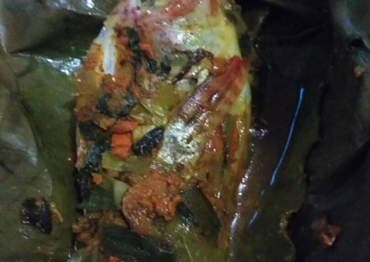 resep masakan Pepes ikan mujair bumbu kuning