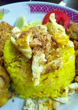 Nasi Kuning masak pakai Magic Jar