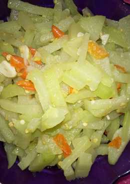 Tumis labu siam pedas