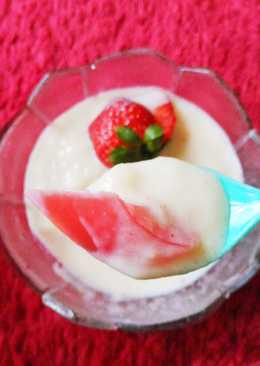 Puding Strawberry Vla Â Vanilla