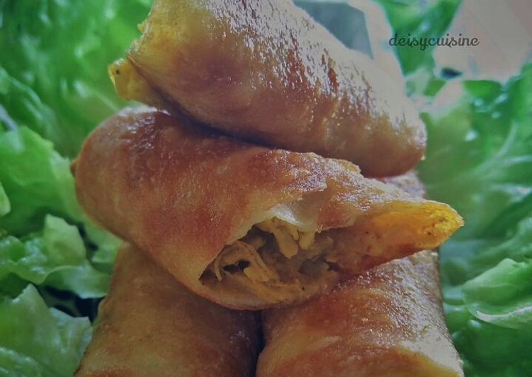 gambar untuk resep Lumpia Isi Ayam Kari Le soleil