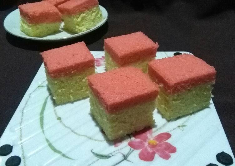 gambar untuk resep Bolu Lapis Kukus Merah Putih ????