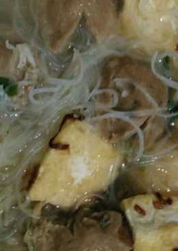 Sup bihun bakso tahu