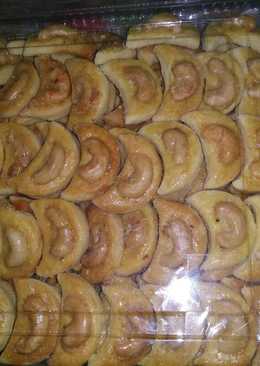 Cashew cookies (Kue Kacang Mede)