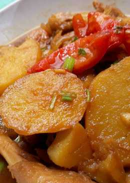 Semur ayam kampung kentang