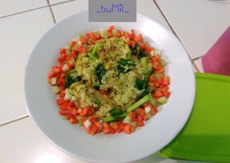 gambar untuk cara membuat Nasi Goreng Sayur??mimil