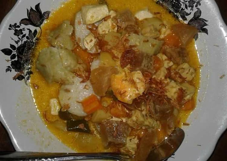 cara membuat Lontong Sayur ala TiyoeL