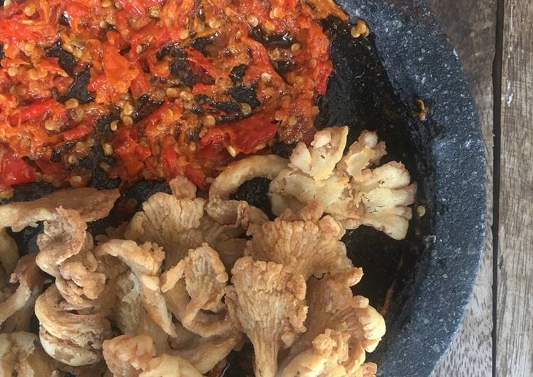 gambar untuk resep Jamur crispy sambal bawang