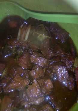 Semur daging sederhana